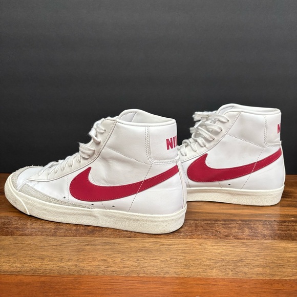 Nike Blazer Mid 77 Brick Red and White Athletic Hightop Sneakers Shoes - Picture 5 of 15